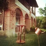 Casa Delle Foglie Sussurranti *