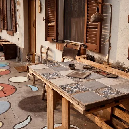 Casa Delle Foglie Sussurranti Дом отдыха *