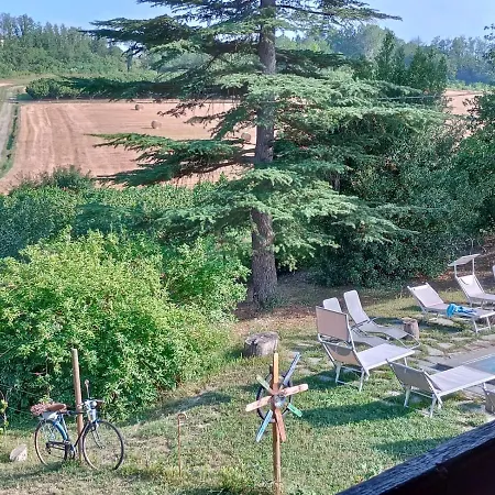 Casa Delle Foglie Sussurranti