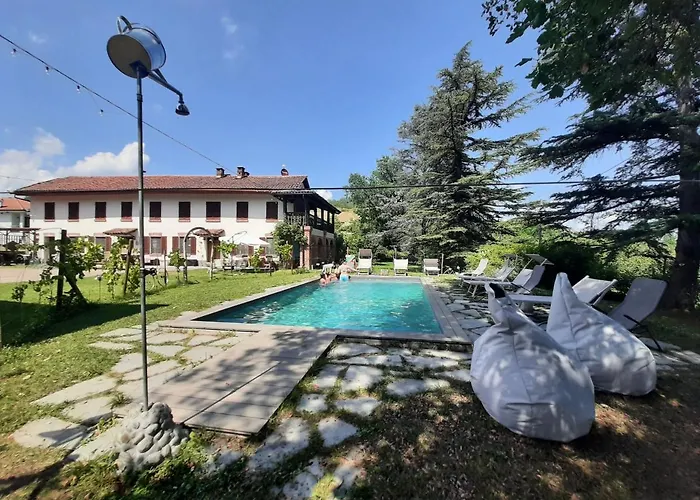 Casa Delle Foglie Sussurranti