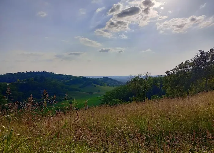 Casa Delle Foglie Sussurranti * Asti